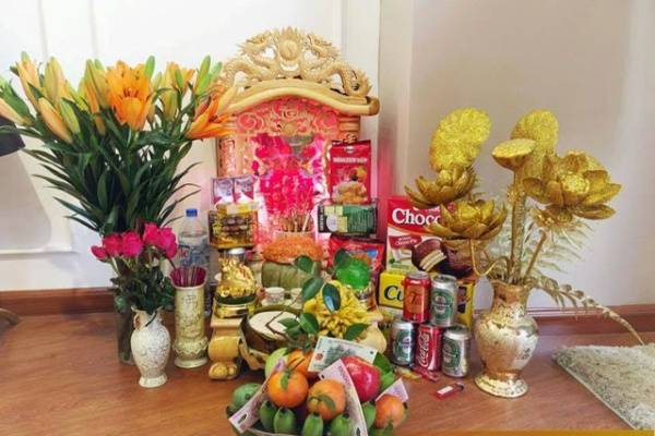 Văn khấn ông Công ông Táo ban Thần tài chi tiết